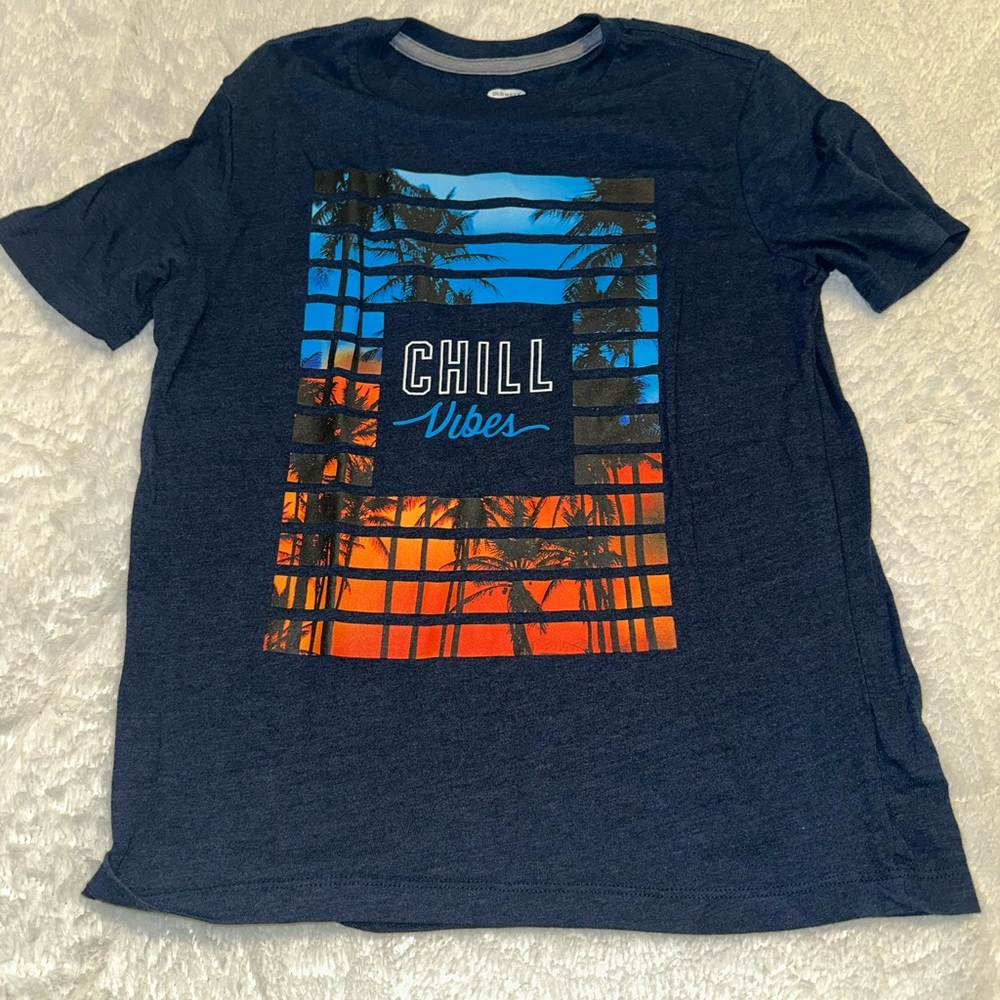 Boys shirt. MUST BE BUNDLED